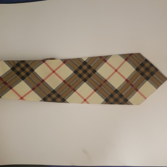 Other - Mens NwT Fashion plaid tie